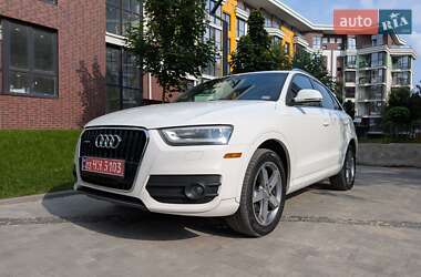 Внедорожник / Кроссовер Audi Q3 2015 в Киеве