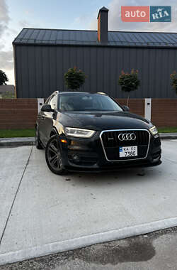 Внедорожник / Кроссовер Audi Q3 2014 в 