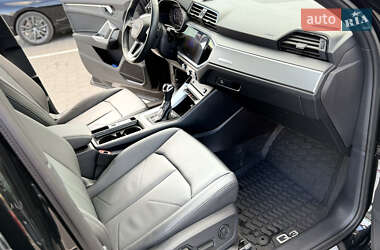 Внедорожник / Кроссовер Audi Q3 2023 в 