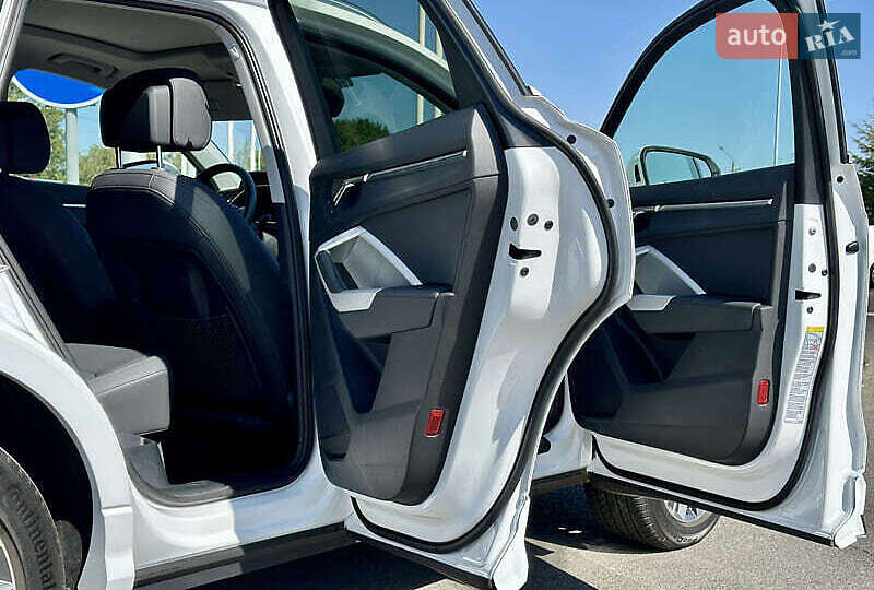 Внедорожник / Кроссовер Audi Q3 2021 в Киеве