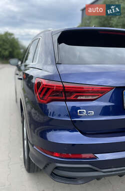 Внедорожник / Кроссовер Audi Q3 2024 в 