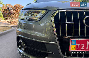 Внедорожник / Кроссовер Audi Q3 2015 в 