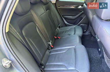 Внедорожник / Кроссовер Audi Q3 2015 в 