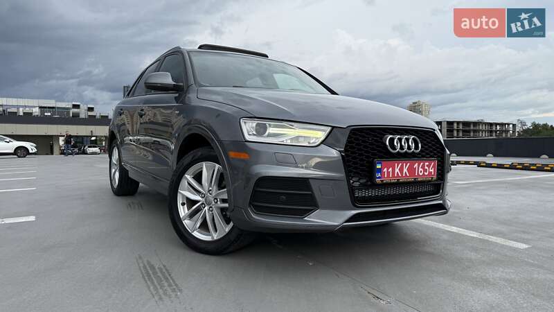 Внедорожник / Кроссовер Audi Q3 2017 в 