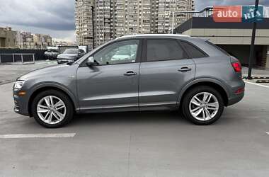Внедорожник / Кроссовер Audi Q3 2017 в 