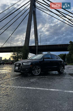 Внедорожник / Кроссовер Audi Q3 2014 в 