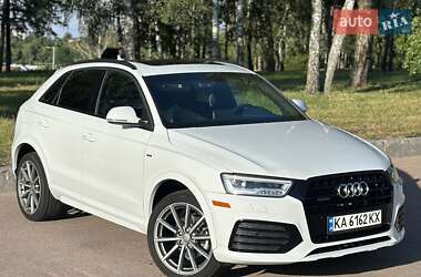 Внедорожник / Кроссовер Audi Q3 2017 в 