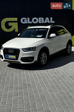 Внедорожник / Кроссовер Audi Q3 2013 в 