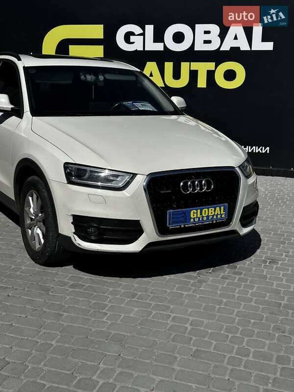 Внедорожник / Кроссовер Audi Q3 2013 в Львове