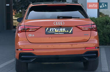 Внедорожник / Кроссовер Audi Q3 2020 в 