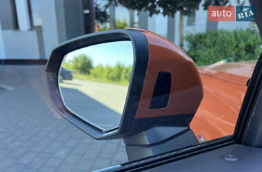 Внедорожник / Кроссовер Audi Q3 2020 в 