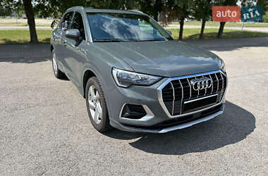 Внедорожник / Кроссовер Audi Q3 2019 в Киеве