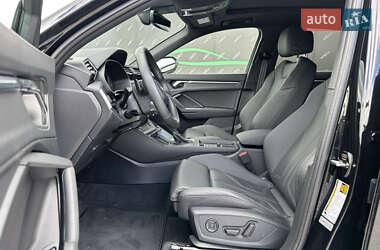 Внедорожник / Кроссовер Audi Q3 2024 в 