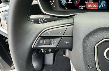 Внедорожник / Кроссовер Audi Q3 2024 в 