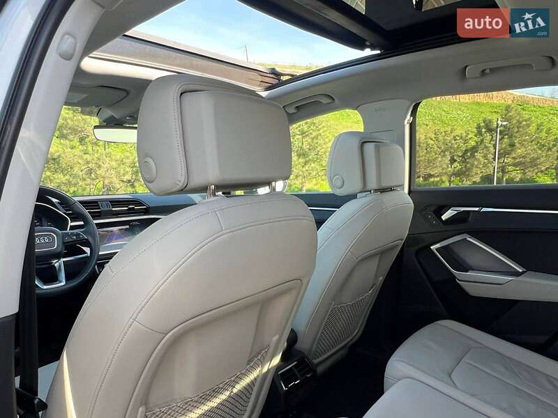 Внедорожник / Кроссовер Audi Q3 2019 в Виннице