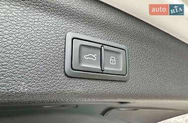Внедорожник / Кроссовер Audi Q3 2019 в 