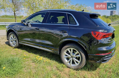 Внедорожник / Кроссовер Audi Q3 2020 в 
