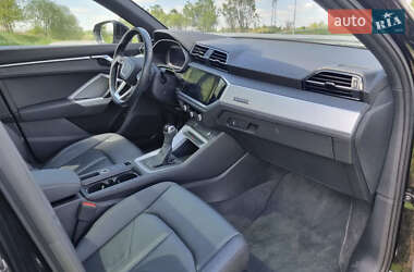 Внедорожник / Кроссовер Audi Q3 2020 в 