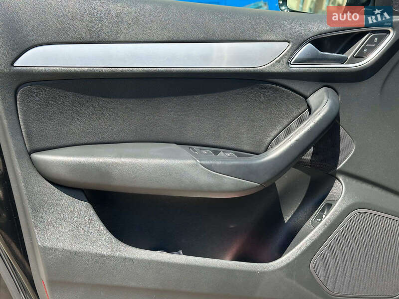 Внедорожник / Кроссовер Audi Q3 2018 в Одессе