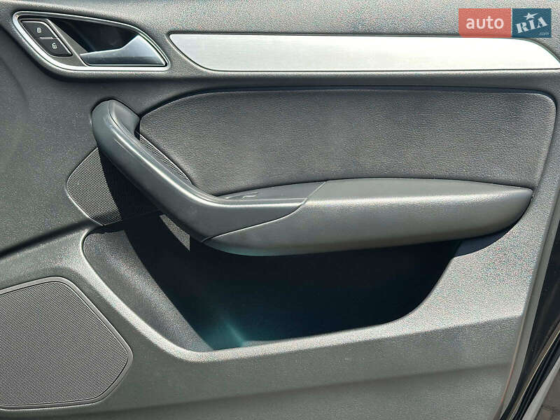 Внедорожник / Кроссовер Audi Q3 2018 в Одессе