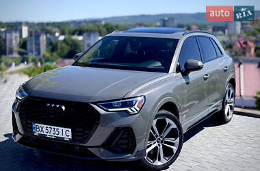 Внедорожник / Кроссовер Audi Q3 2021 в Хмельницком