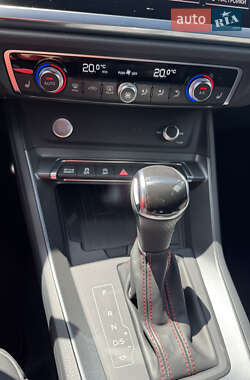 Внедорожник / Кроссовер Audi Q3 2020 в 