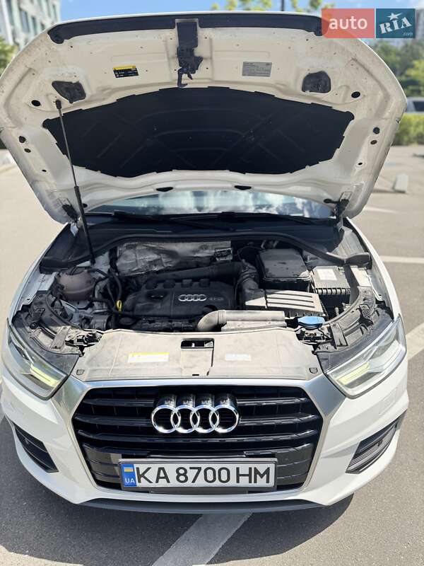 Позашляховик / Кросовер Audi Q3 2016 в Києві