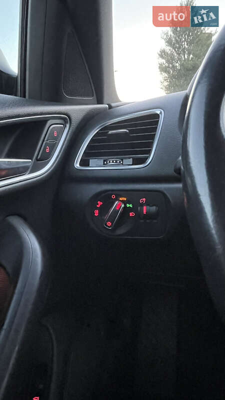 Внедорожник / Кроссовер Audi Q3 2016 в Подволочиске
