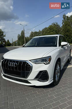 Внедорожник / Кроссовер Audi Q3 2019 в Луцке