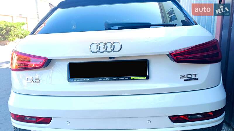 Внедорожник / Кроссовер Audi Q3 2017 в Одессе