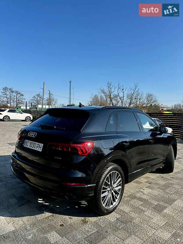 Внедорожник / Кроссовер Audi Q3 2021 в Львове