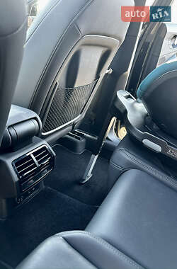 Внедорожник / Кроссовер Audi Q3 2021 в 