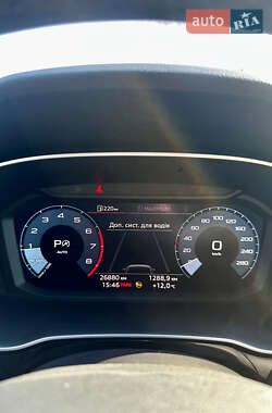 Внедорожник / Кроссовер Audi Q3 2021 в 