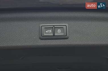 Внедорожник / Кроссовер Audi Q3 2024 в 