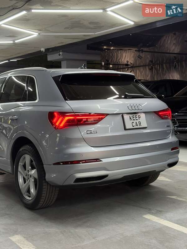 Внедорожник / Кроссовер Audi Q3 2019 в Одессе