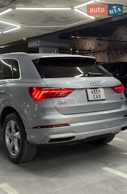 Внедорожник / Кроссовер Audi Q3 2019 в 