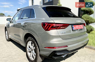 Внедорожник / Кроссовер Audi Q3 2022 в 