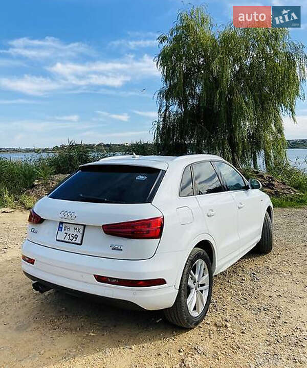 Позашляховик / Кросовер Audi Q3 2017 в Чернівцях
