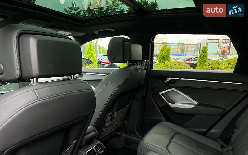 Позашляховик / Кросовер Audi Q3 2021 в Львові