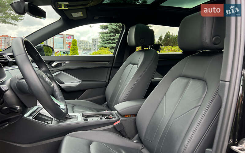 Позашляховик / Кросовер Audi Q3 2021 в Львові