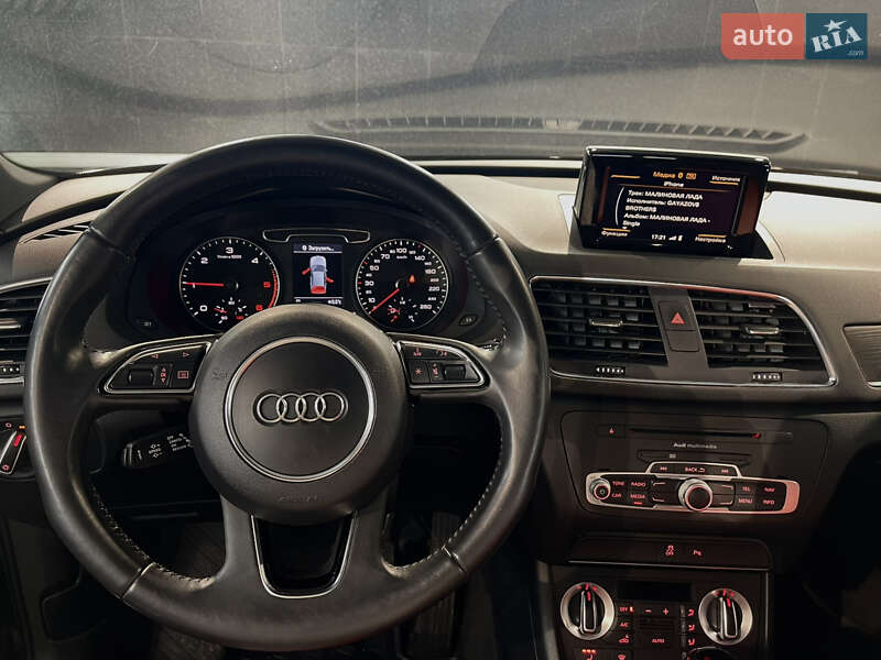 Внедорожник / Кроссовер Audi Q3 2013 в Одессе