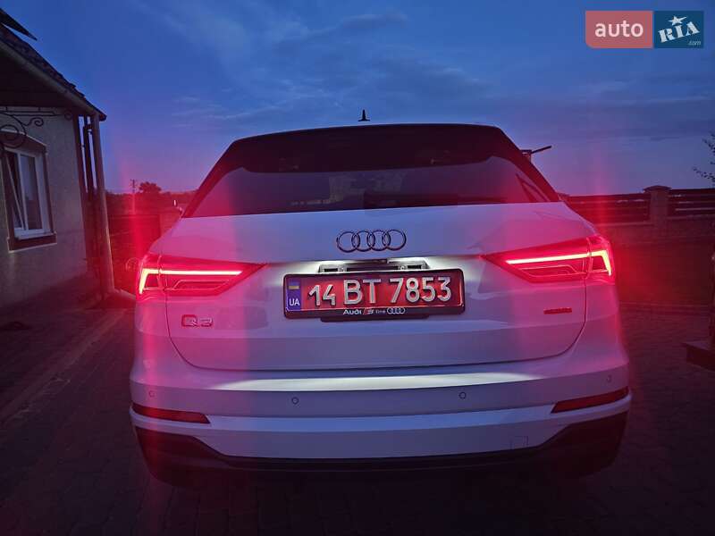 Позашляховик / Кросовер Audi Q3 2021 в Тернополі
