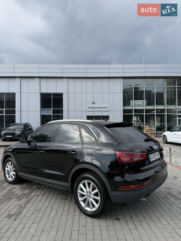 Позашляховик / Кросовер Audi Q3 2015 в Києві