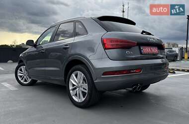 Позашляховик / Кросовер Audi Q3 2017 в 