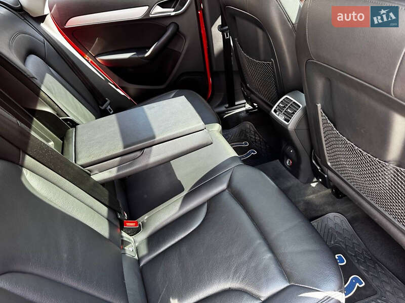 Внедорожник / Кроссовер Audi Q3 2017 в Хмельницком