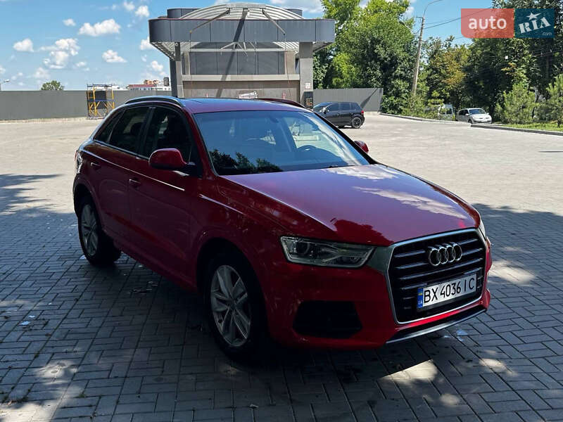 Внедорожник / Кроссовер Audi Q3 2017 в Хмельницком