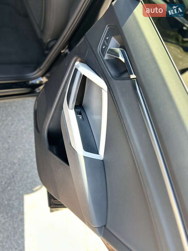 Позашляховик / Кросовер Audi Q3 2019 в Києві