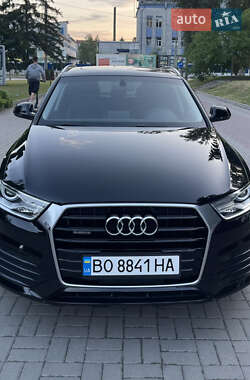Позашляховик / Кросовер Audi Q3 2018 в 