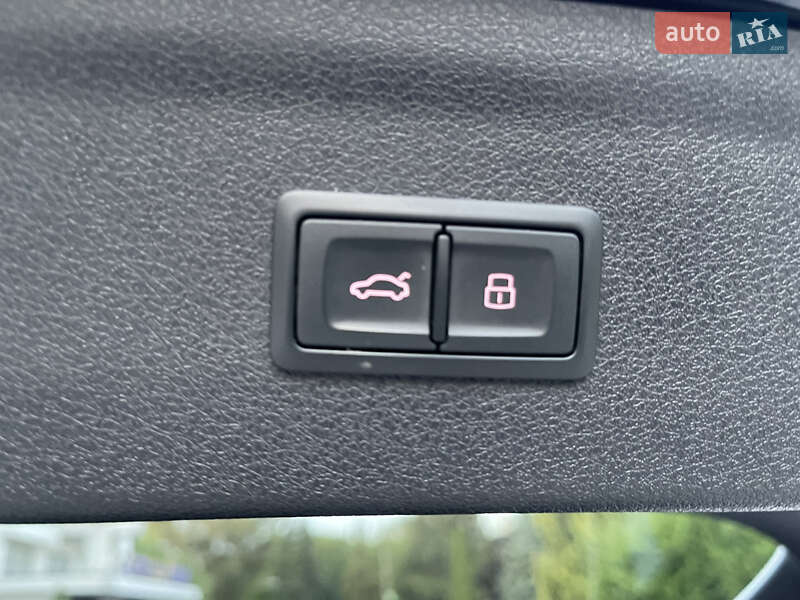 Позашляховик / Кросовер Audi Q3 2018 в Тернополі