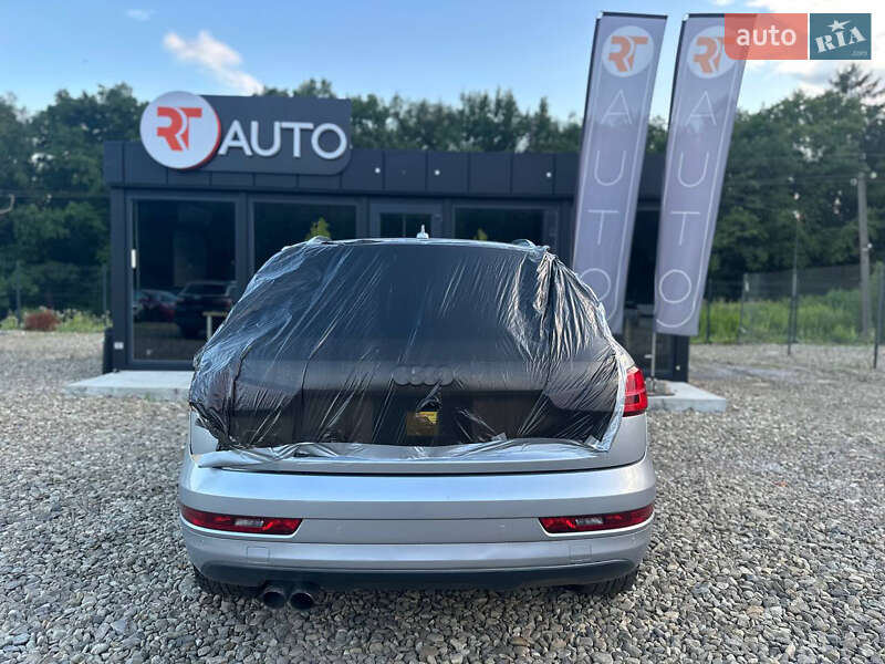 Внедорожник / Кроссовер Audi Q3 2017 в Львове